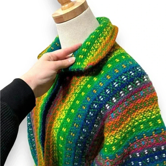 Unisex Ecuadorian 100% Wool Rainbow Cable Knit Full Zip Sweater - Picture 3 of 11